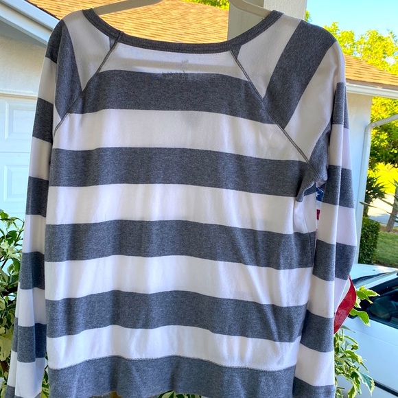 GAP THE BOWERY SUPER SOFT GRAY WHITE STRIPED LONG SLEEVED TEE SHIRT Size… - Picture 5 of 10